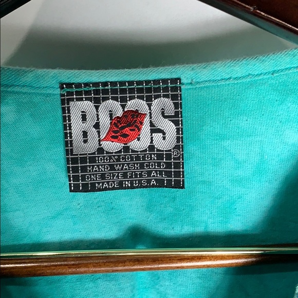 •Vintage Tribal Style T-Shirt• - Picture 3 of 5